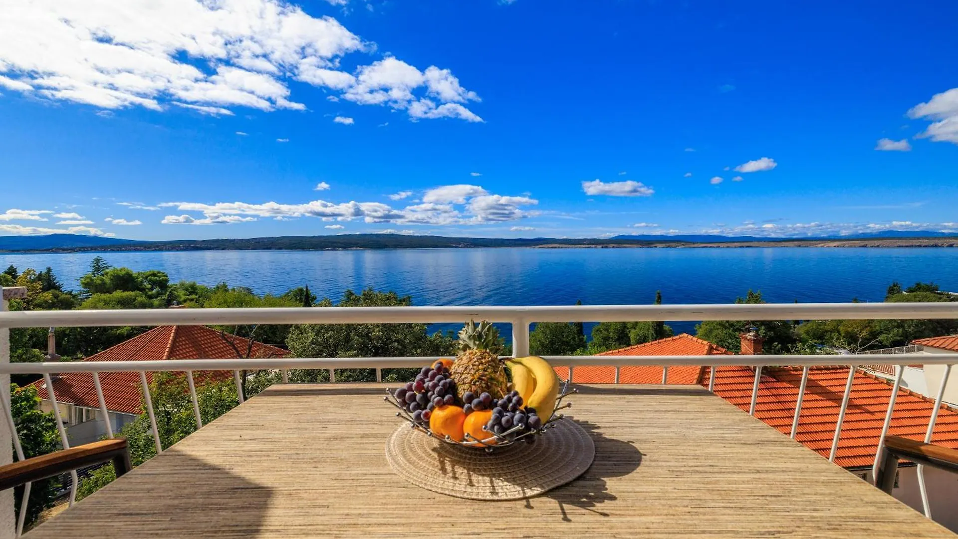 Apartments Maja Dramalj 0*,  Croatia